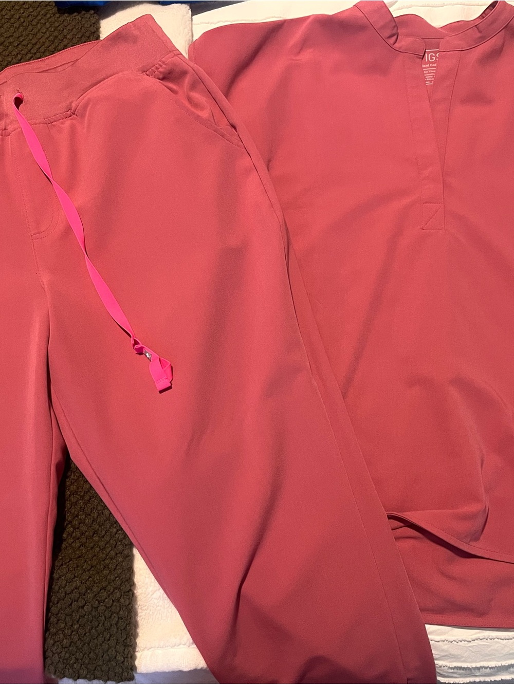 Figs Women's Dusty Rose Scrub Set - Pink Track Pants & Top